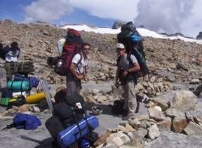 Expedición en El Cocuy: porteadores y equipo (del documento de 2004)