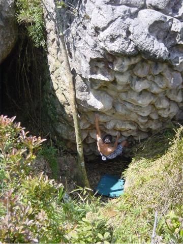 Bajo la cueva, sector de búlder